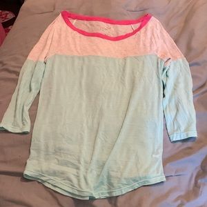 American Eagle feather light top size small